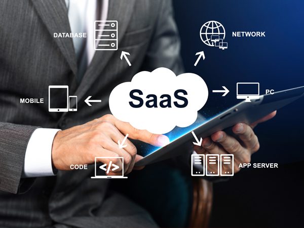 saas-vs-woocommerce-1-600x450